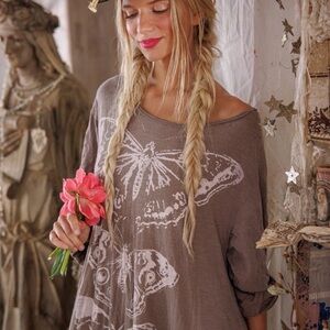 Magnolia Pearl Totem Viggio Butterfly Long Sleeve Tee Dress